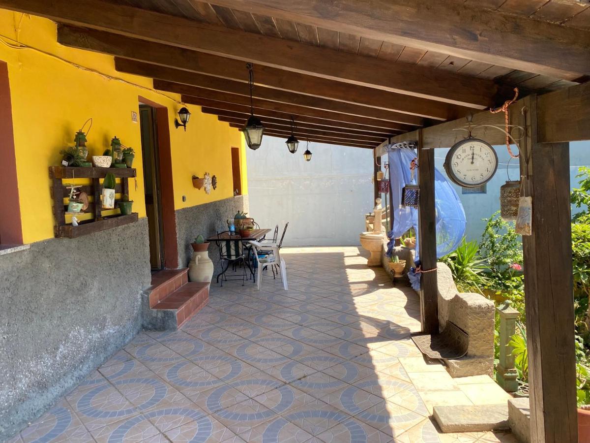 Casa Vacanza Sa Dommu De Teresa Nebida Εξωτερικό φωτογραφία
